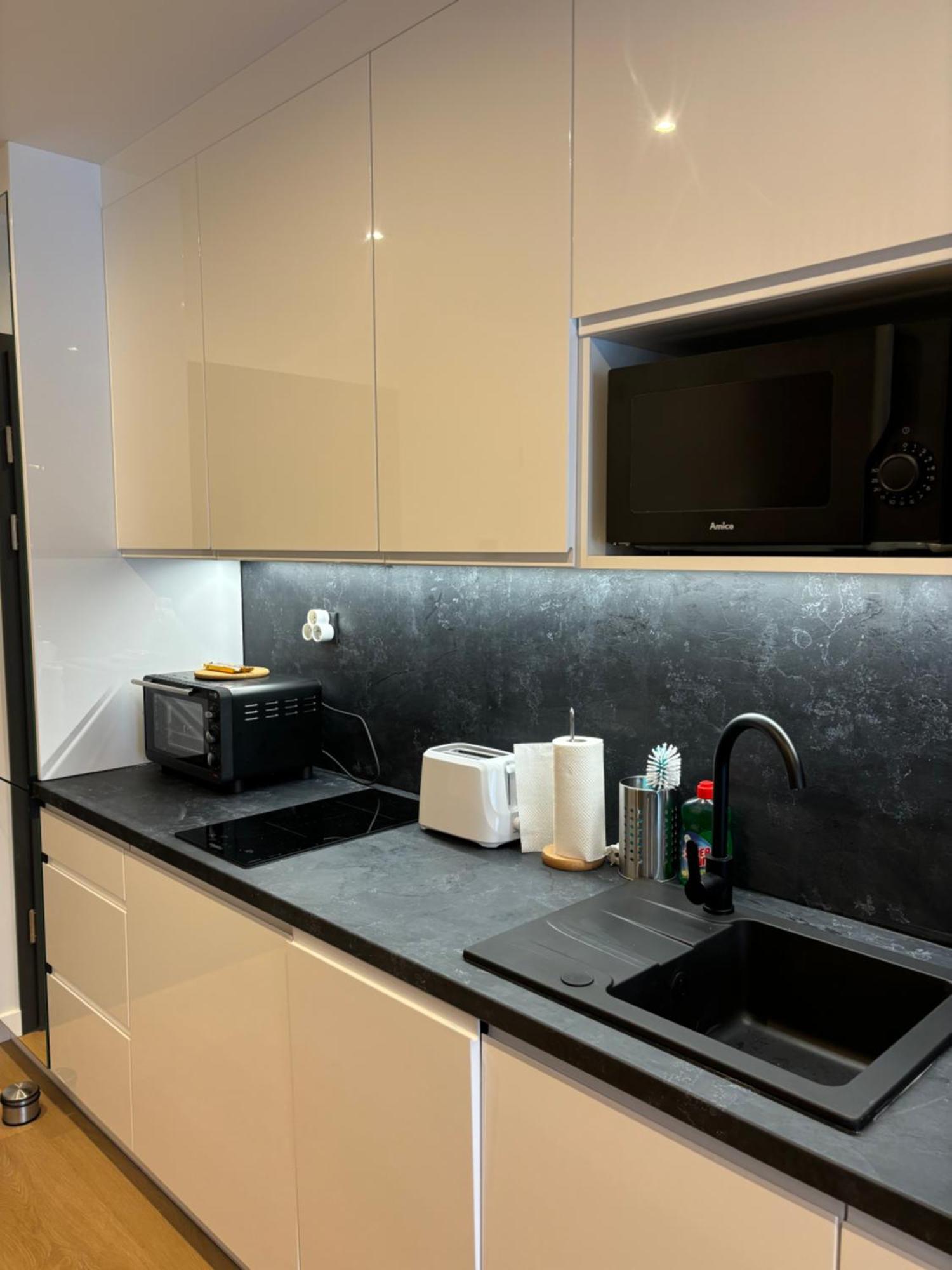 Totu Today-Plac Wolnosci 6 Apartamenty, Faktura Vat, Self Check-In Poznań Eksteriør billede